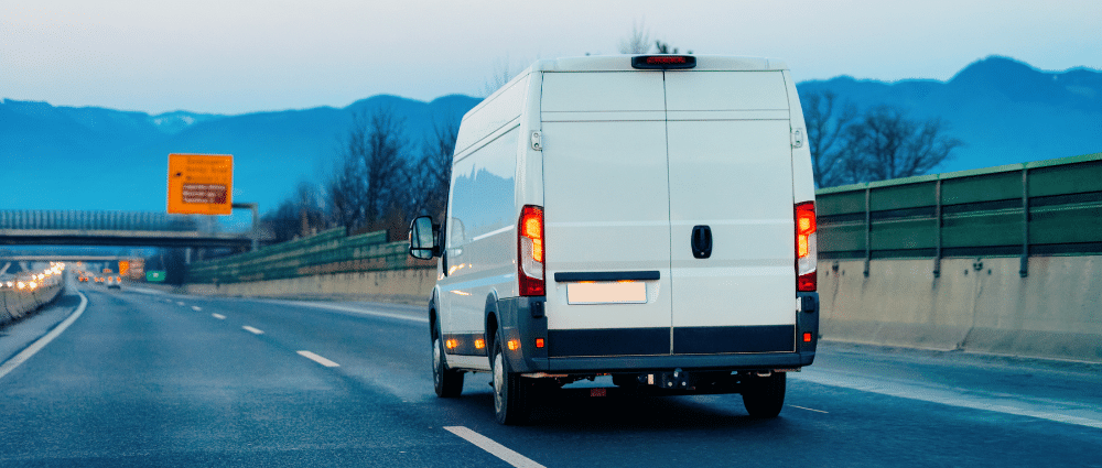 Preventing-night-fatigue-and-drowsiness-with-driver-behavior-monitoring